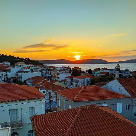 Navarino's View * Pylos
